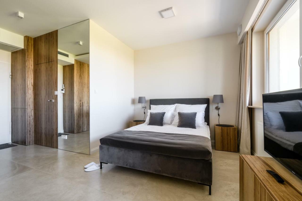 Luxlux Apartments Afara Varsó Kültér fotó