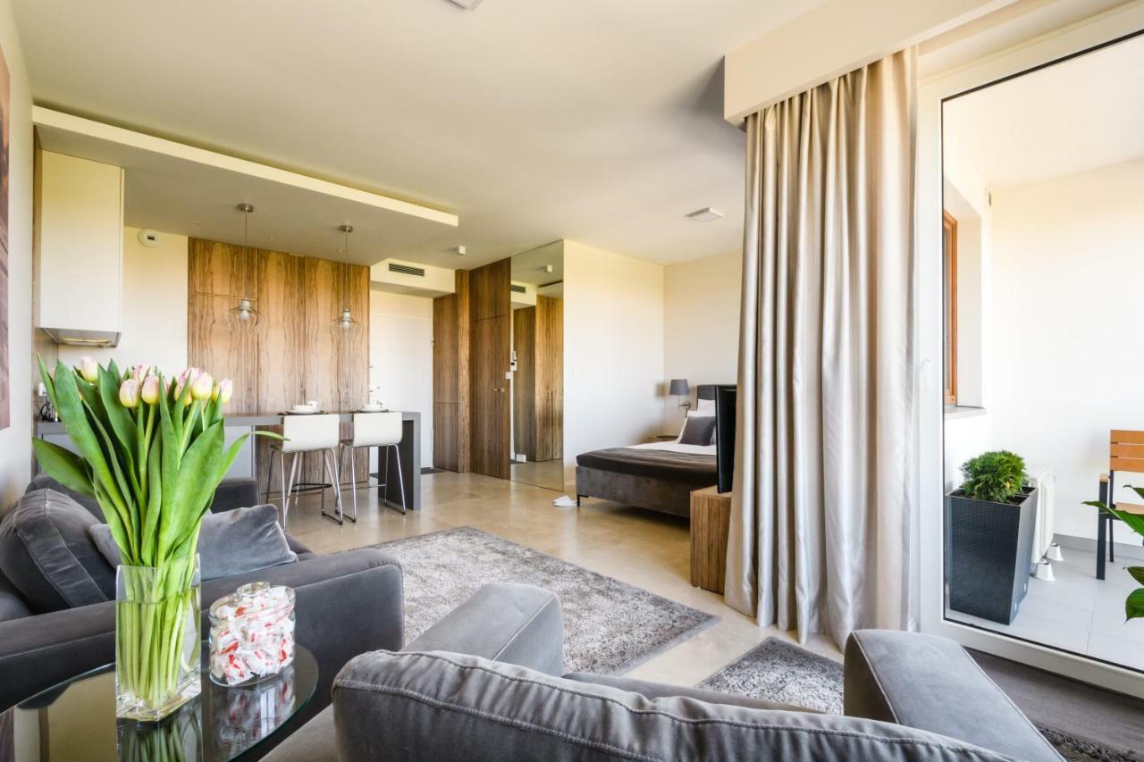 Luxlux Apartments Afara Varsó Kültér fotó